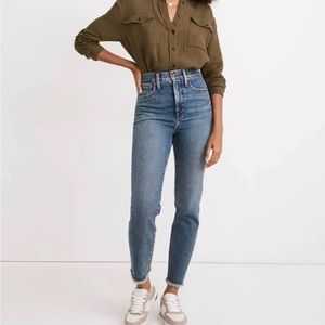 Madewell Momjean in Foster Wash